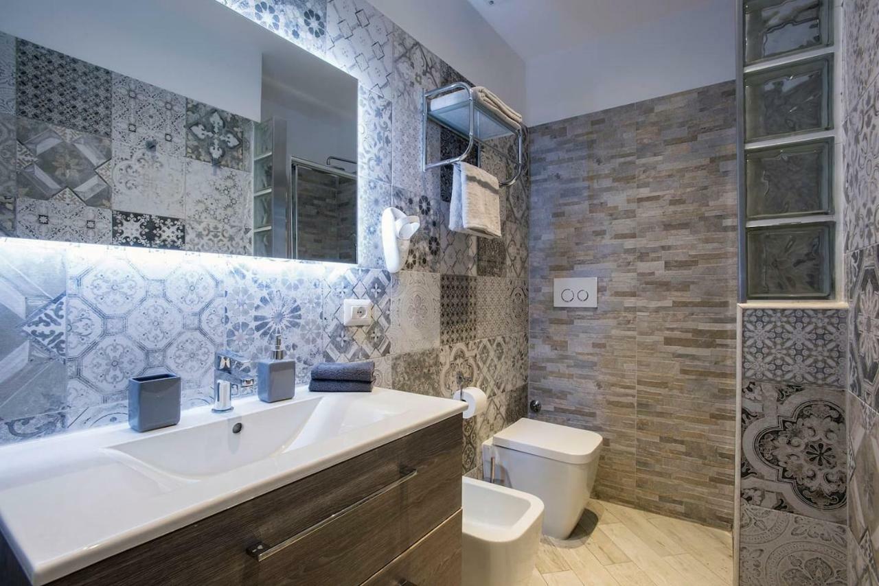 Ferienwohnung La Finestra Su Fontana Di Trevi - Charming View Rom Exterior foto
